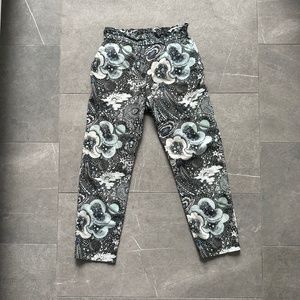 Bonpoint Girls' Lightweight Galaxy/Outer Space Patterned Pants - Size 7